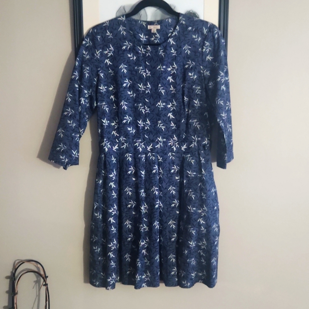 Gap floral pleated dress size 6